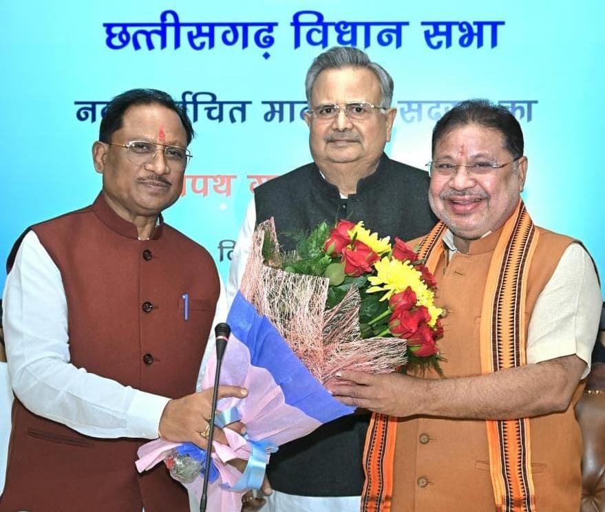 Shri Sunil Soni took oath as MLA in Chhattisgarh Assembly